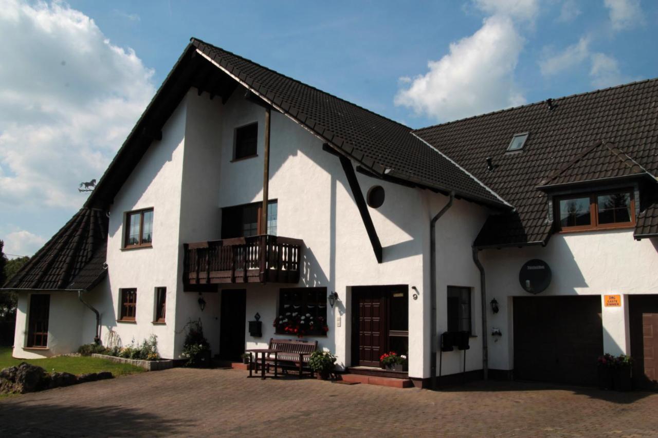 Gaestezimmer Gier Dahlem  Dış mekan fotoğraf